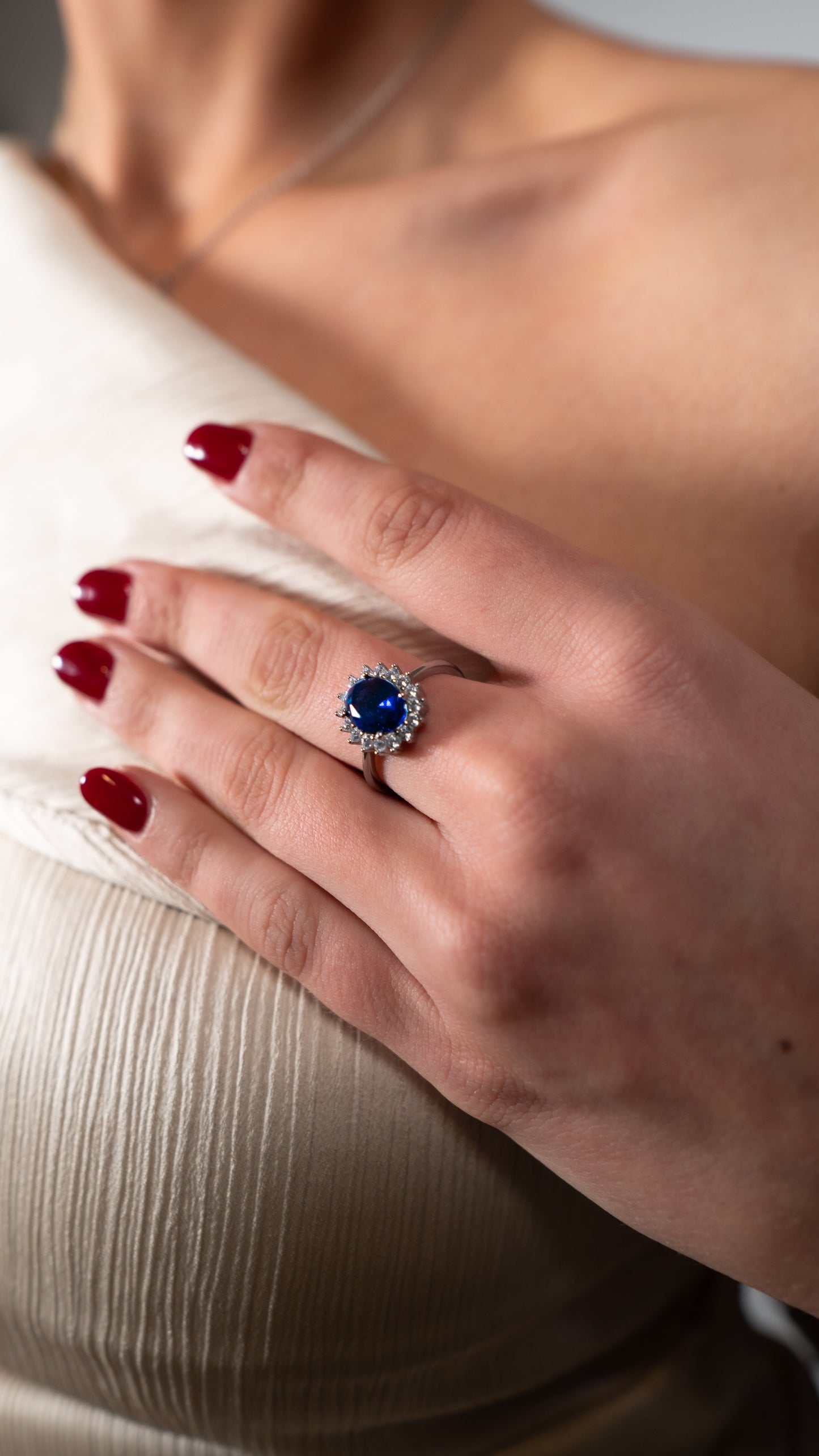 ANILLO VEGA ZAFIRO