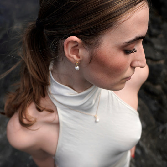 The pressure earrings
